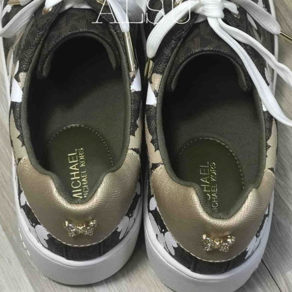 Michael Kors Poppy Lace Up mini MK Logo Blown W - Picture 8 of 8